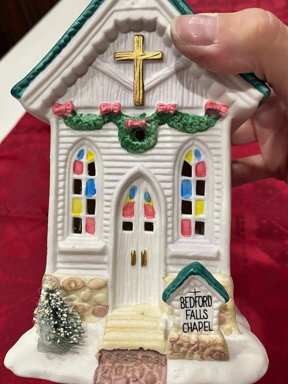 Vintage 1995 it’s a wonderful life Christmas village Bedford Falls Chapel RARE